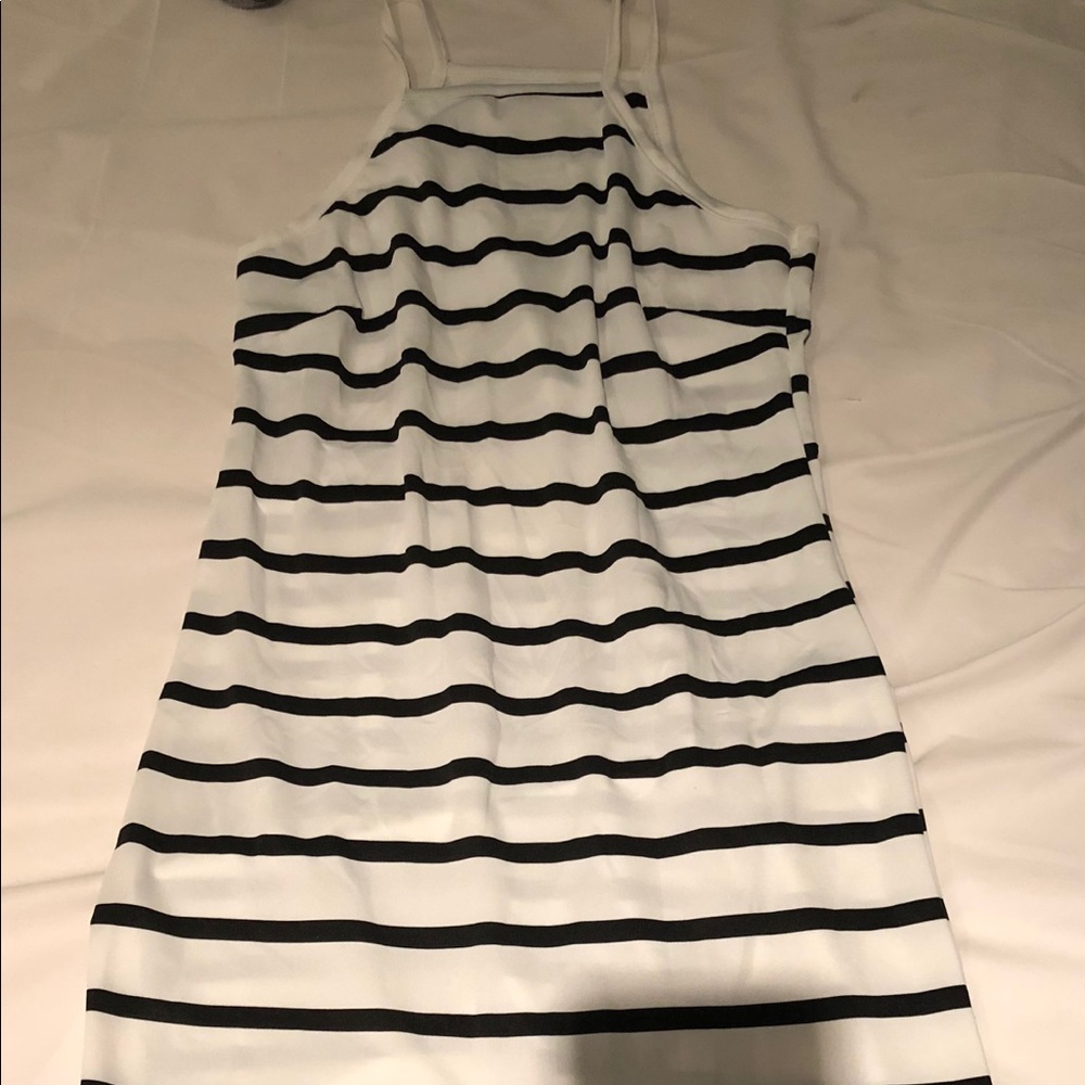 Black and white sleeveless midi dress